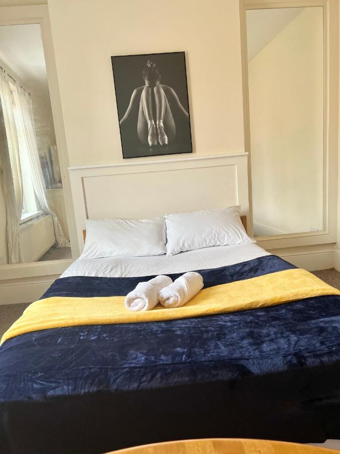 Aldgate Holiday Rooms Londra Esterno foto