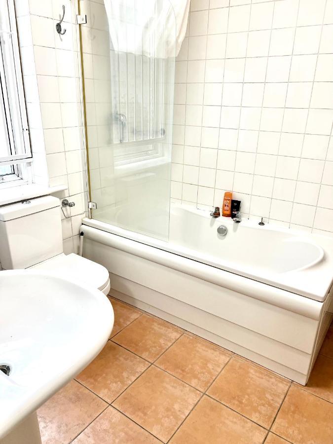 Aldgate Holiday Rooms Londra Esterno foto