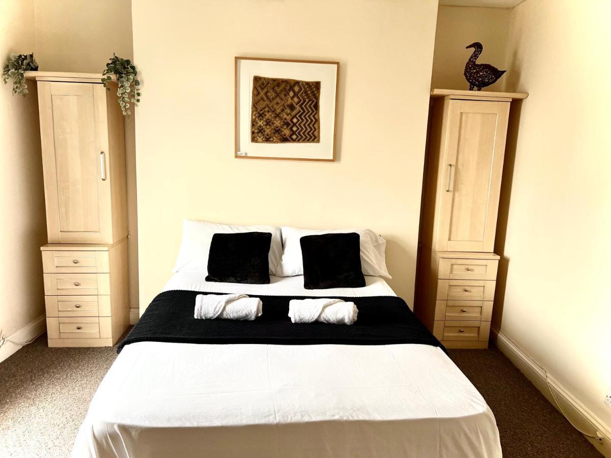 Aldgate Holiday Rooms Londra Esterno foto