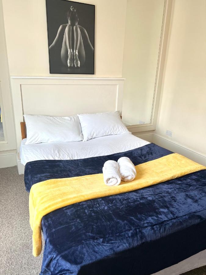 Aldgate Holiday Rooms Londra Esterno foto