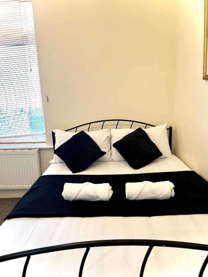 Aldgate Holiday Rooms Londra Esterno foto