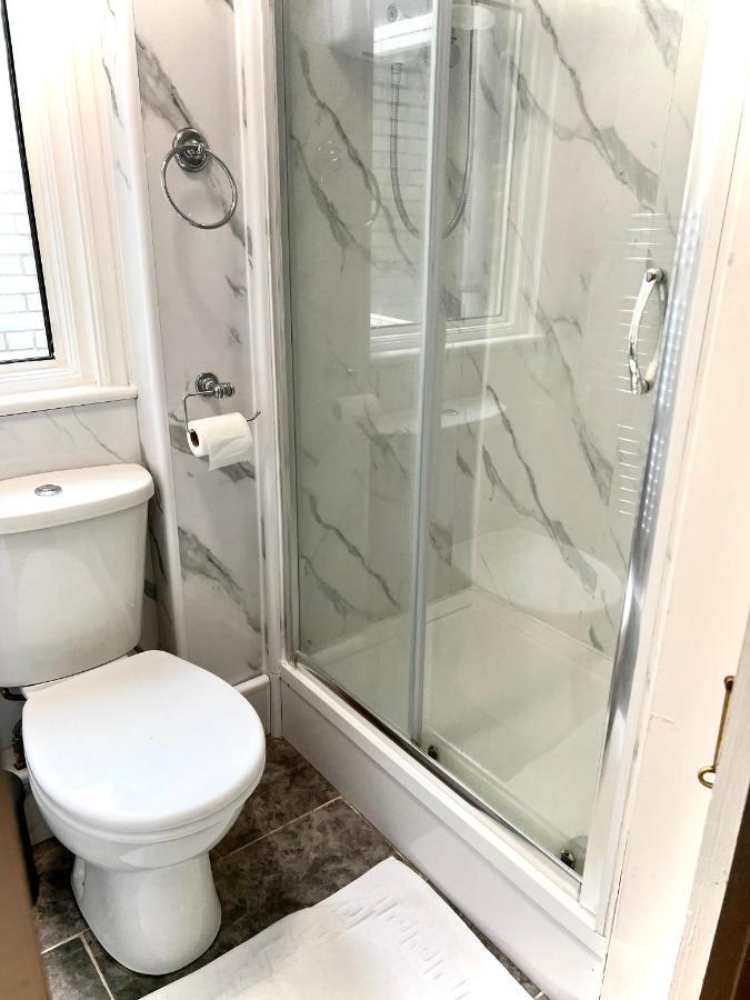 Aldgate Holiday Rooms Londra Esterno foto